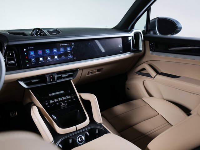 New 2026 Porsche Cayenne S AWD/4WD image 18