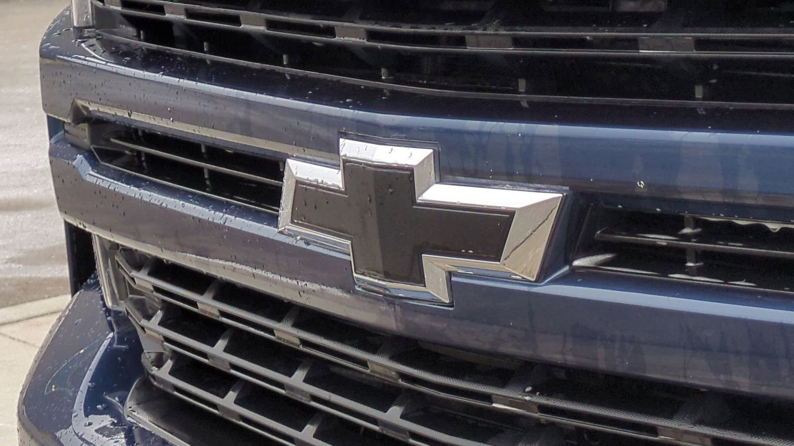 Used 2021 Chevrolet Silverado 1500 RST image 11