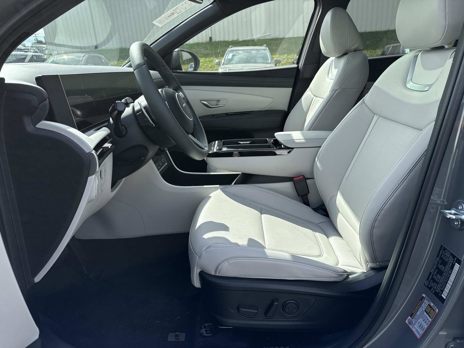 New 2026 Hyundai Tucson Limited AWD/4WD image 8