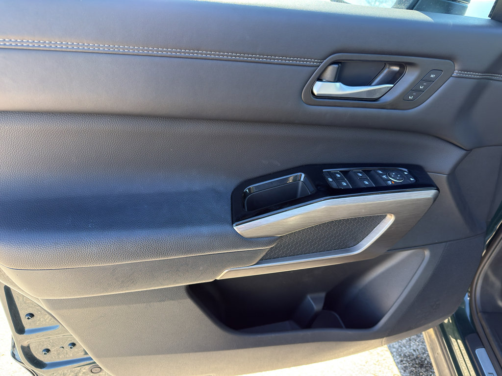 Certified 2024 Nissan Pathfinder Platinum w/ Cargo Package image 13