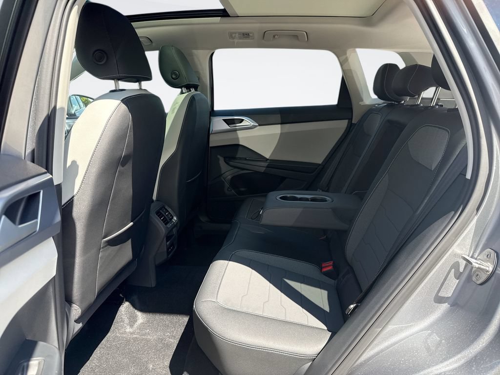 New 2026 Volkswagen Taos SE AWD/4WD image 25