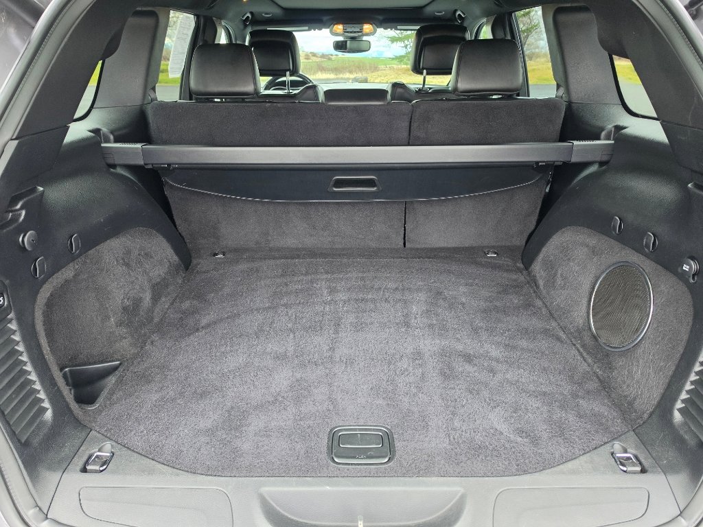 Used 2020 Jeep Grand Cherokee Limited w/ Luxury Group II image 27