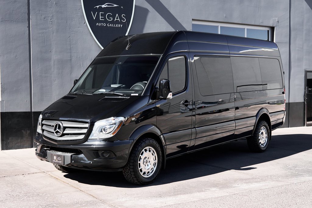 Used 2017 Mercedes-Benz Sprinter 3500 image 5