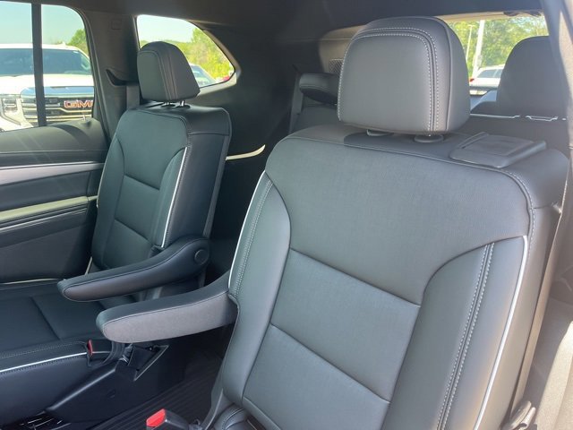 New 2026 Buick Enclave Preferred w/ LPO, All-Weather Package image 39