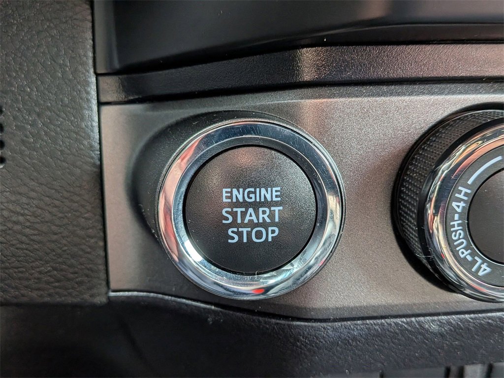 Used 2020 Toyota Tacoma TRD Off-Road image 20