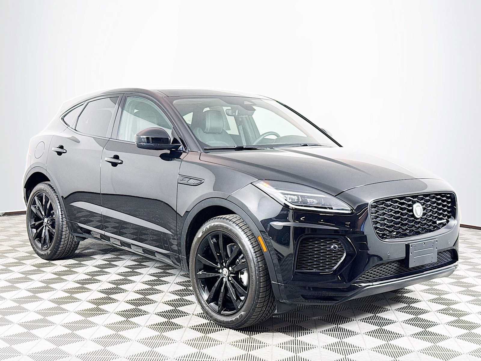 Used 2024 Jaguar E-PACE R-Dynamic SE AWD/4WD image 3