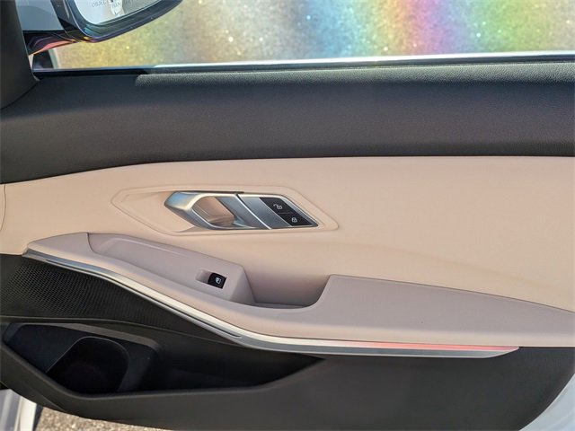 Used 2019 BMW 330i Sedan w/ Driving Assistance Package image 32