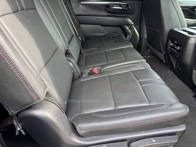 Certified 2025 Chevrolet Suburban RST image 8