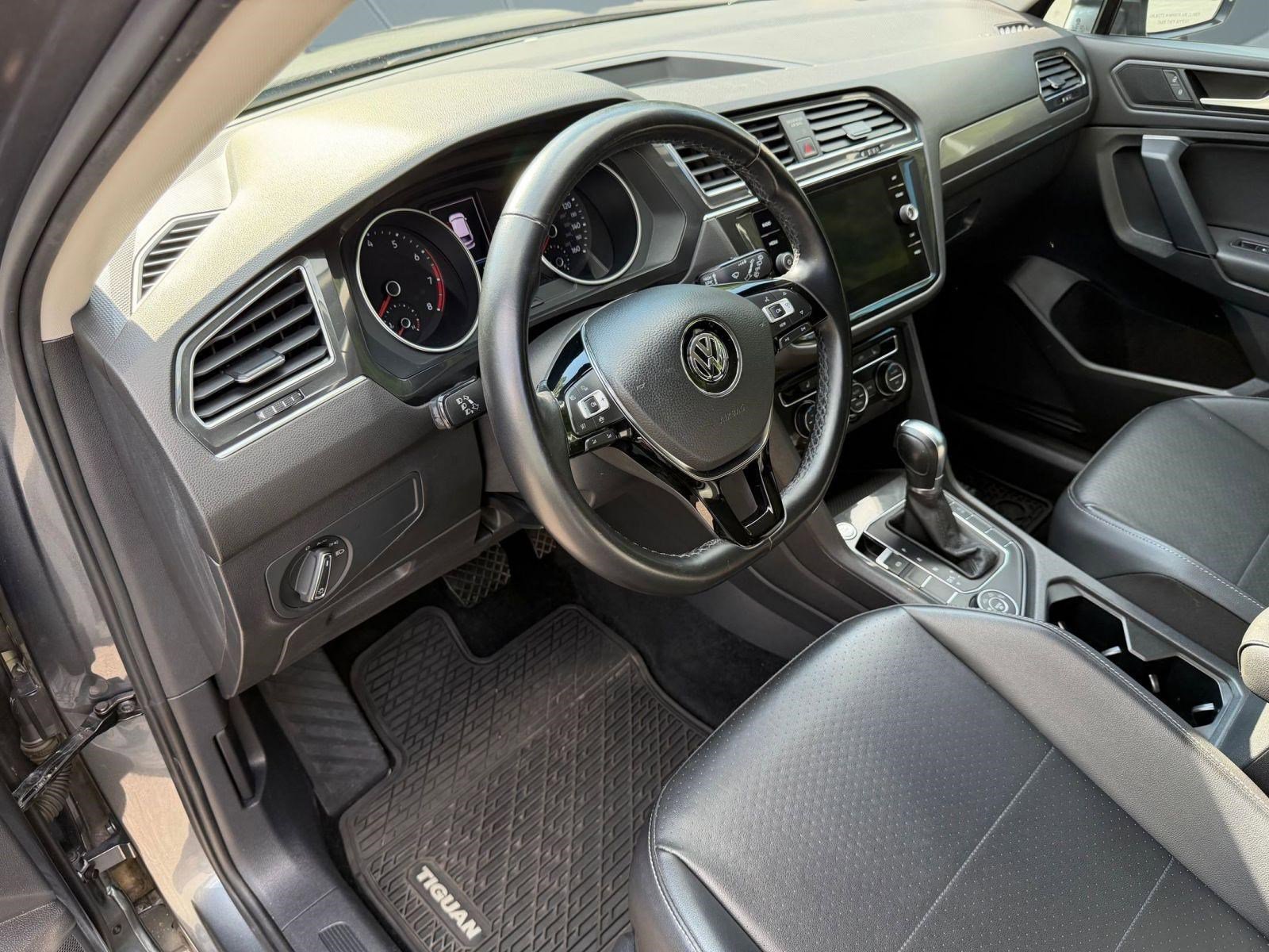 Used 2019 Volkswagen Tiguan SE AWD/4WD image 4