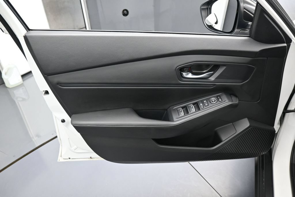 Used 2025 Honda Accord Sport image 13