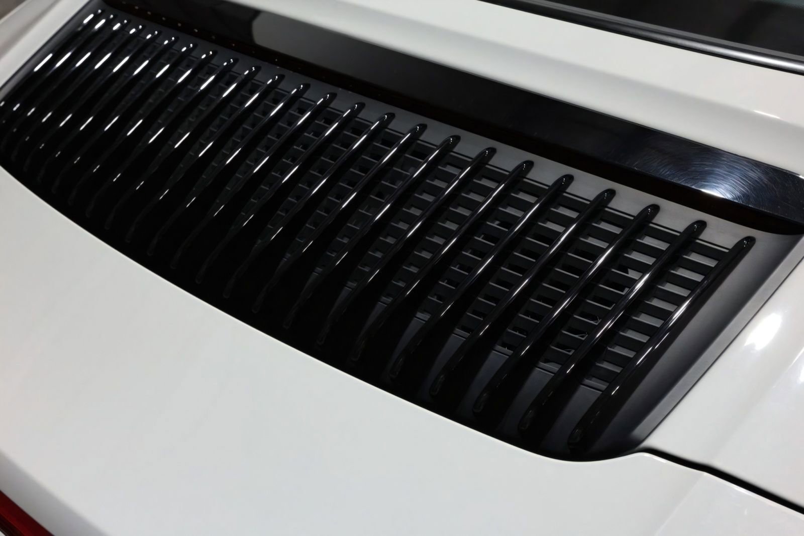 Used 2018 Porsche 911 Targa 4S image 11