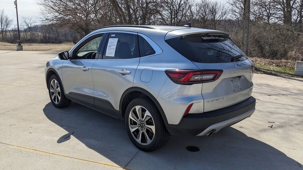 Used 2024 Ford Escape Platinum image 5