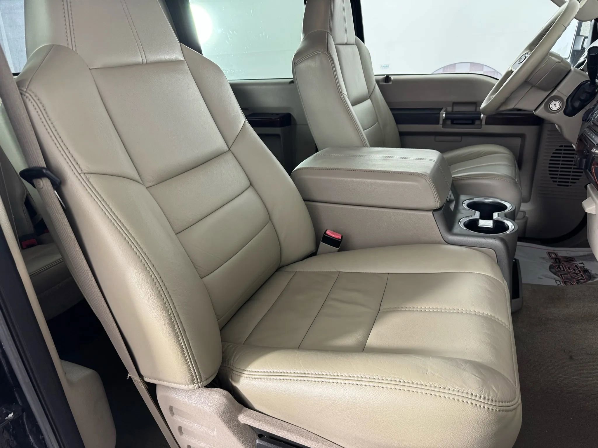 Used 2009 Ford F250 Lariat image 29