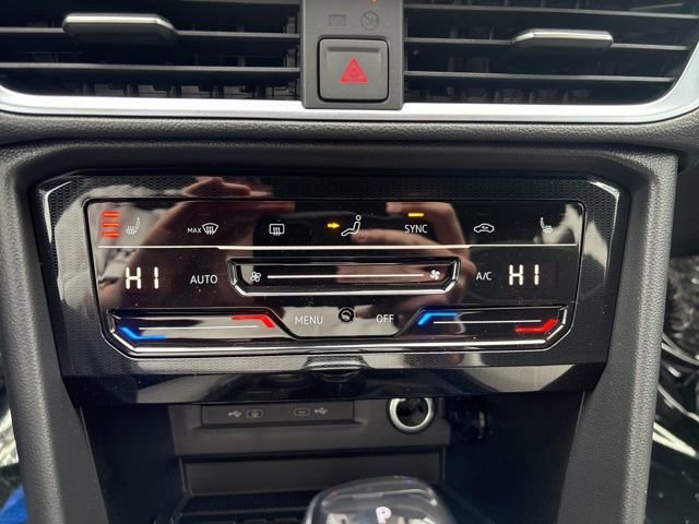 New 2026 Volkswagen Taos SE image 19