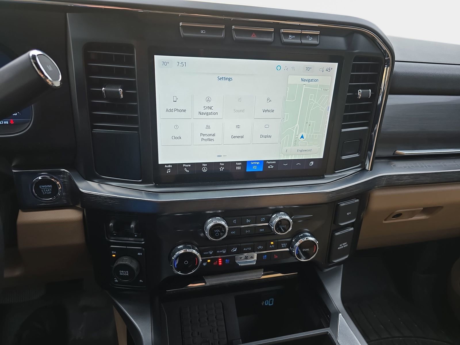 Used 2024 Ford F350 Lariat w/ Black Appearance Package image 12