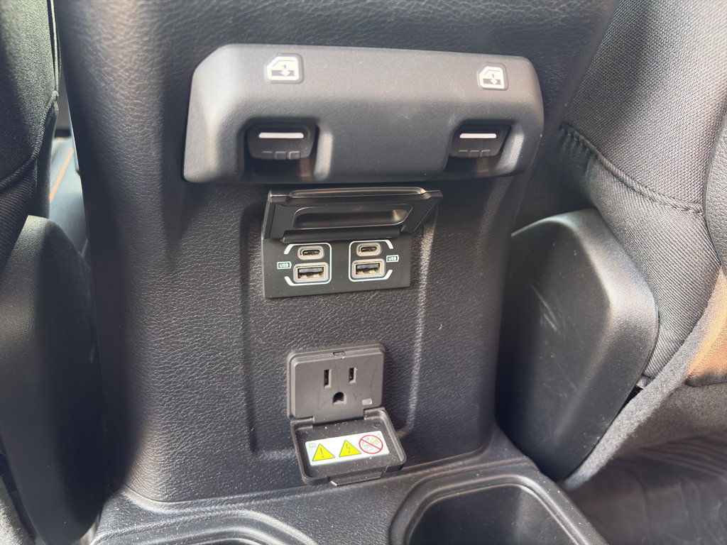Used 2023 Jeep Gladiator Mojave w/ Trailer Tow Package AWD/4WD image 15