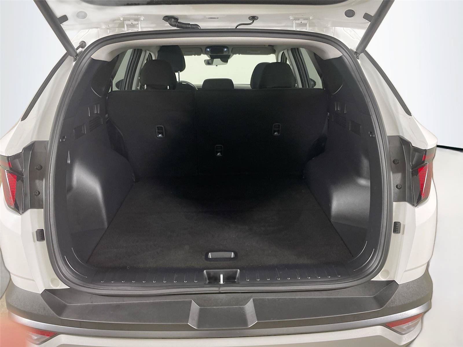 Used 2026 Hyundai Tucson SEL AWD/4WD image 24
