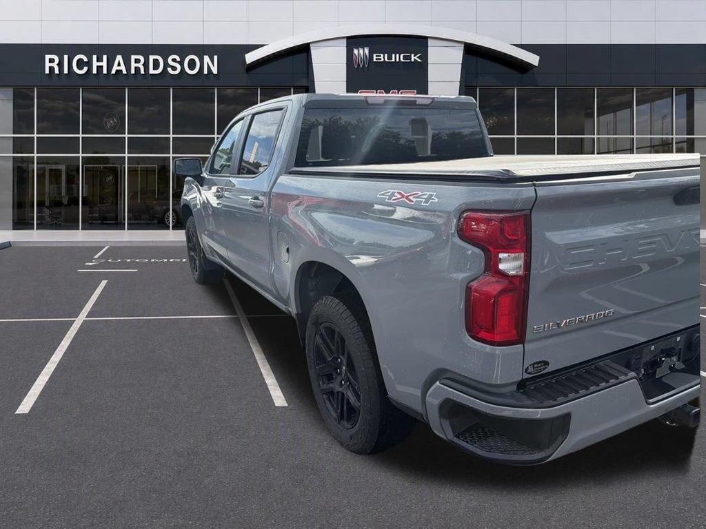 Used 2024 Chevrolet Silverado 1500 RST AWD/4WD image 9