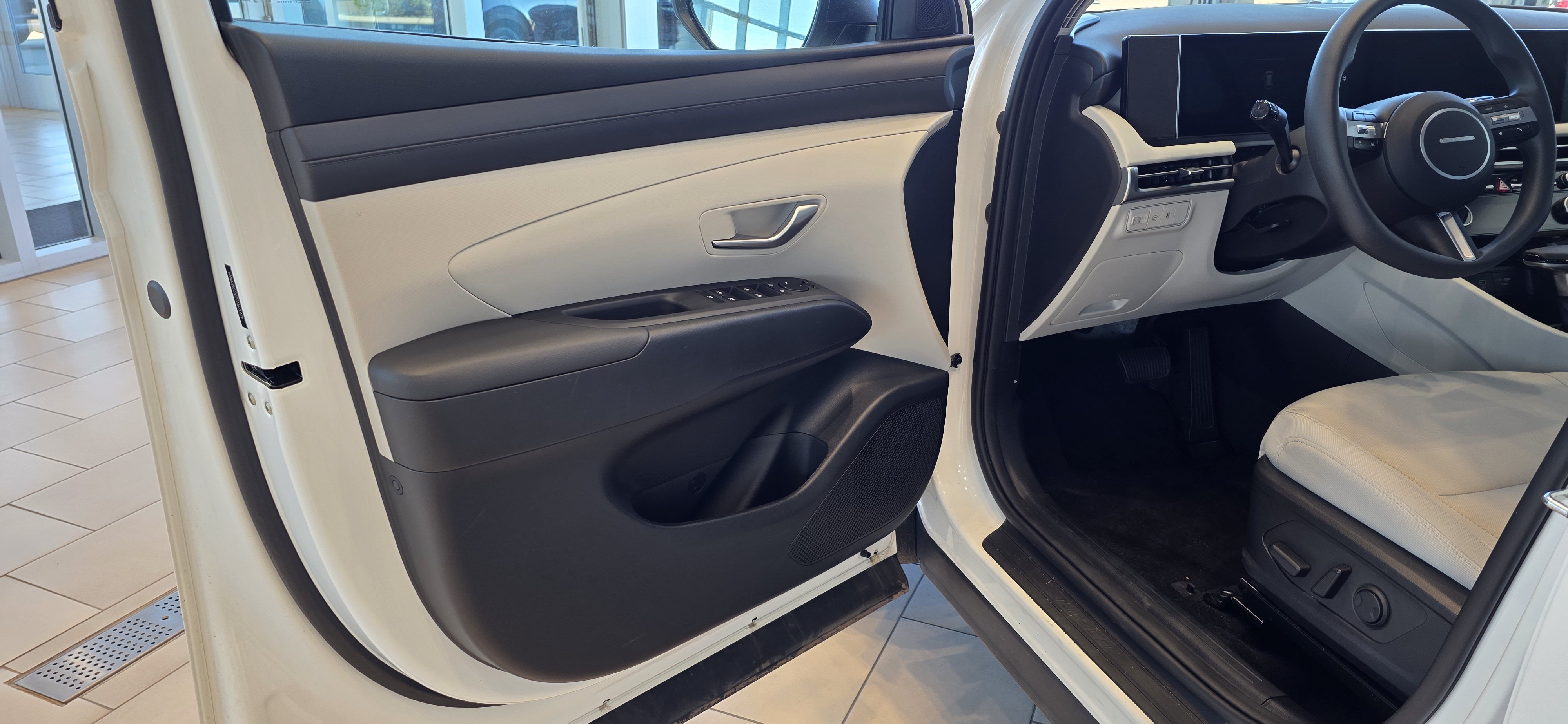 Certified 2026 Hyundai Tucson SEL Plus AWD/4WD image 9