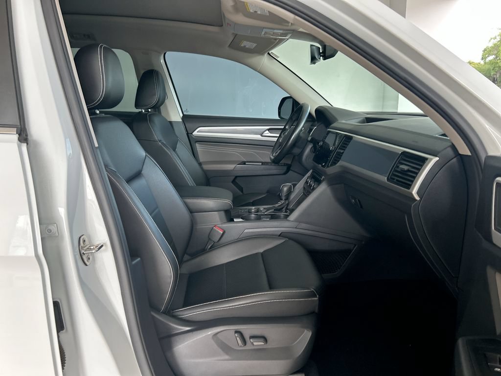 Certified 2021 Volkswagen Atlas SEL R-Line AWD/4WD image 36
