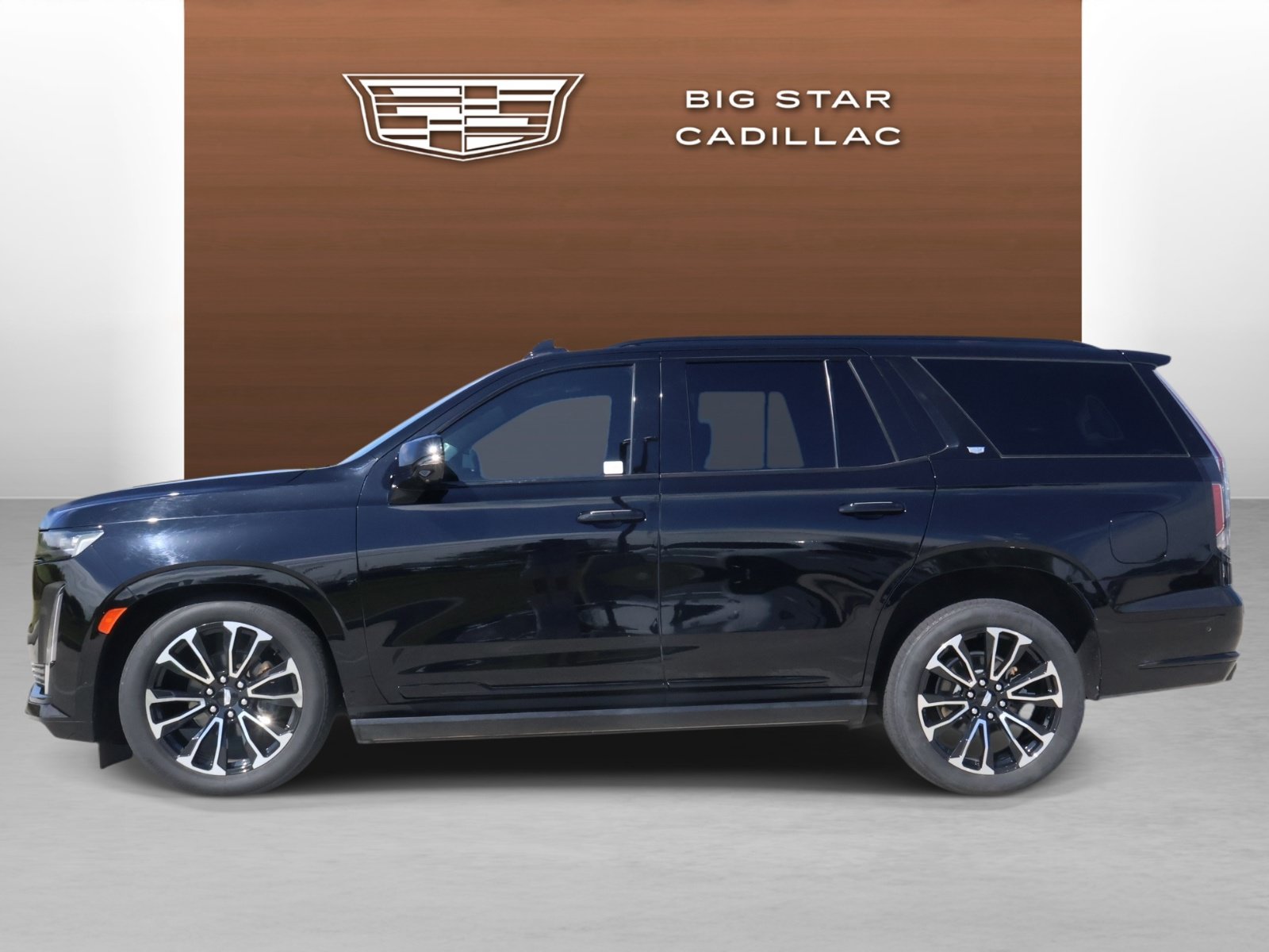 Certified 2023 Cadillac Escalade Sport Platinum w/ LPO, Floor Liner Package AWD/4WD image 2