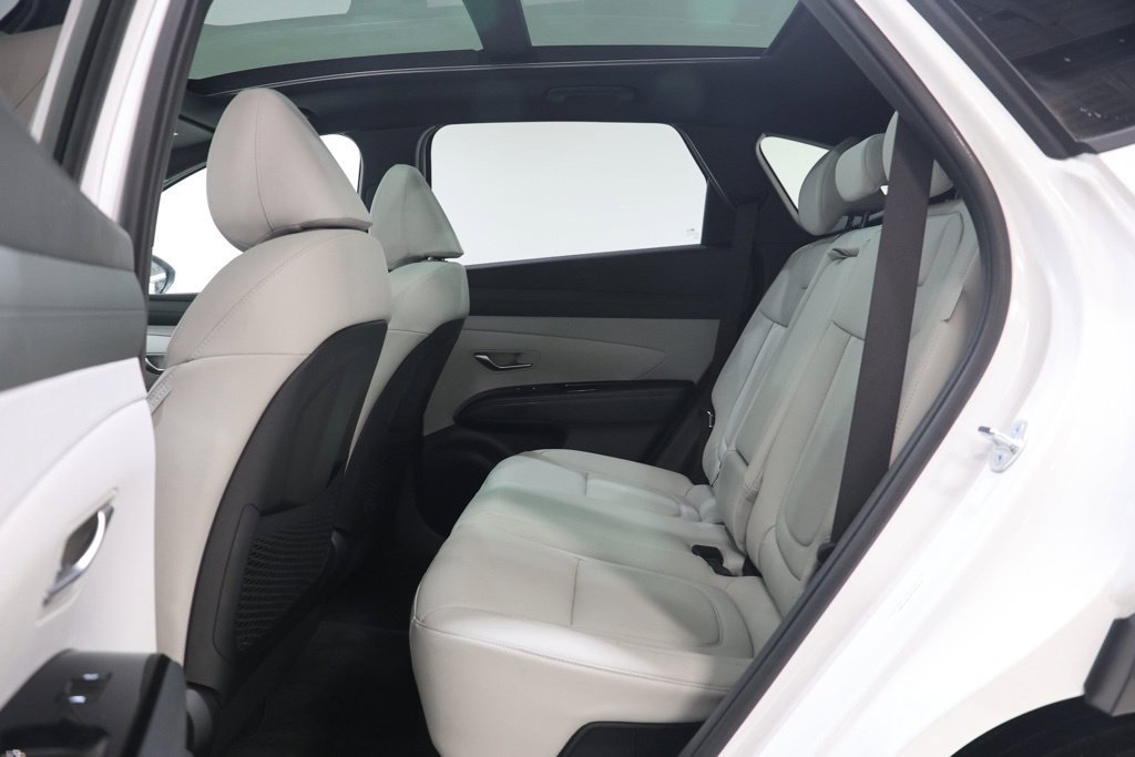 Used 2026 Hyundai Tucson Limited AWD/4WD image 29