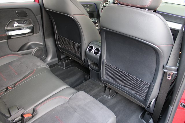 Used 2024 Mercedes-Benz GLB 250 4MATIC image 14