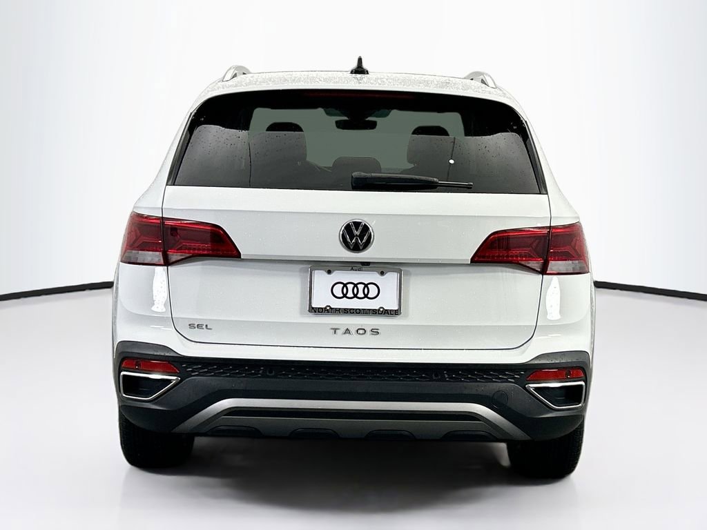 Used 2022 Volkswagen Taos SEL image 6
