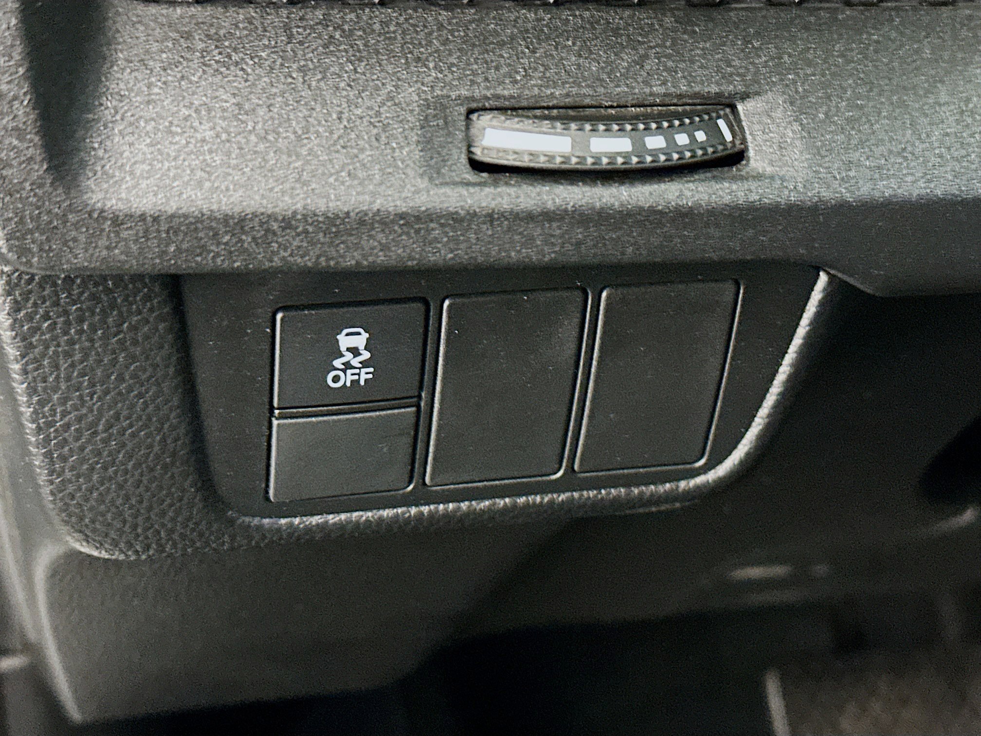 Used 2025 Honda CR-V LX image 17