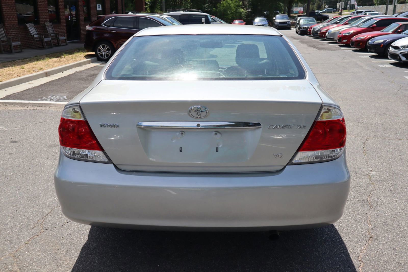 Used 2006 Toyota Camry XLE FWD image 5