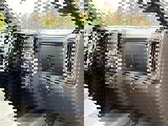 Used 2021 GMC Sierra 1500 SLE image 18