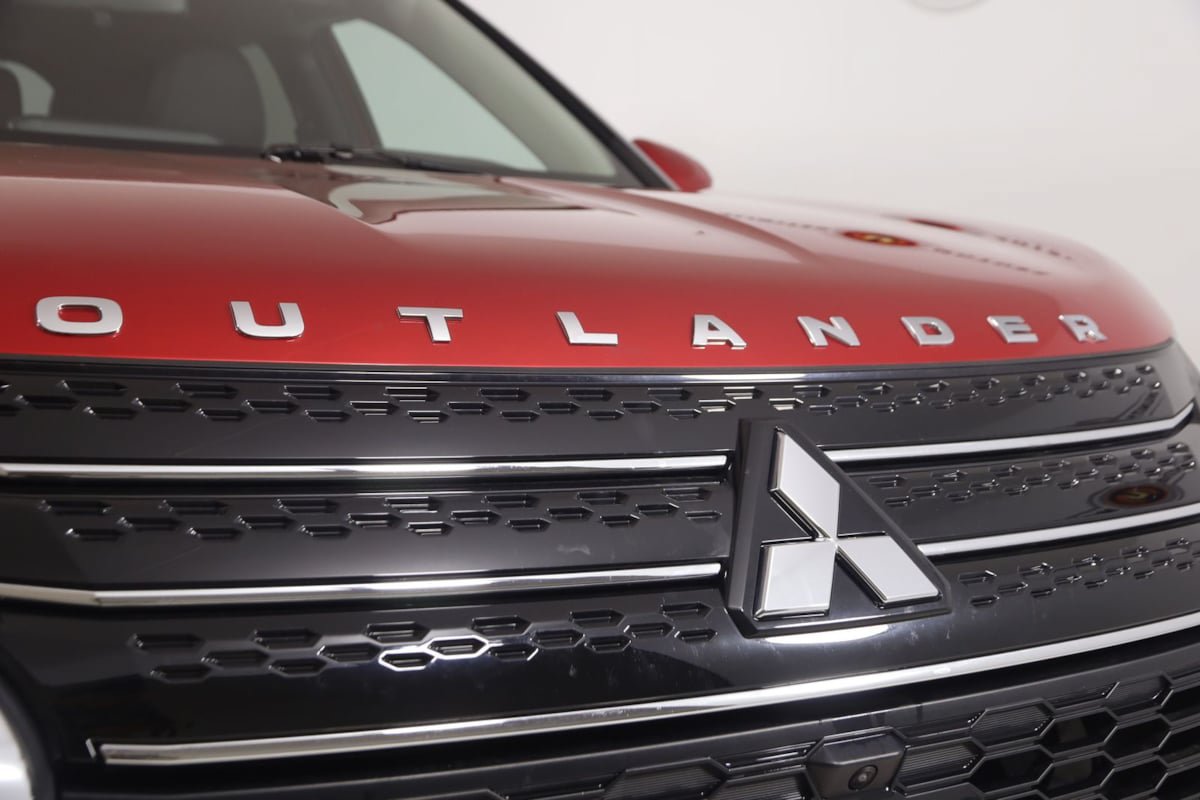 Used 2024 Mitsubishi Outlander Ralliart AWD/4WD image 16