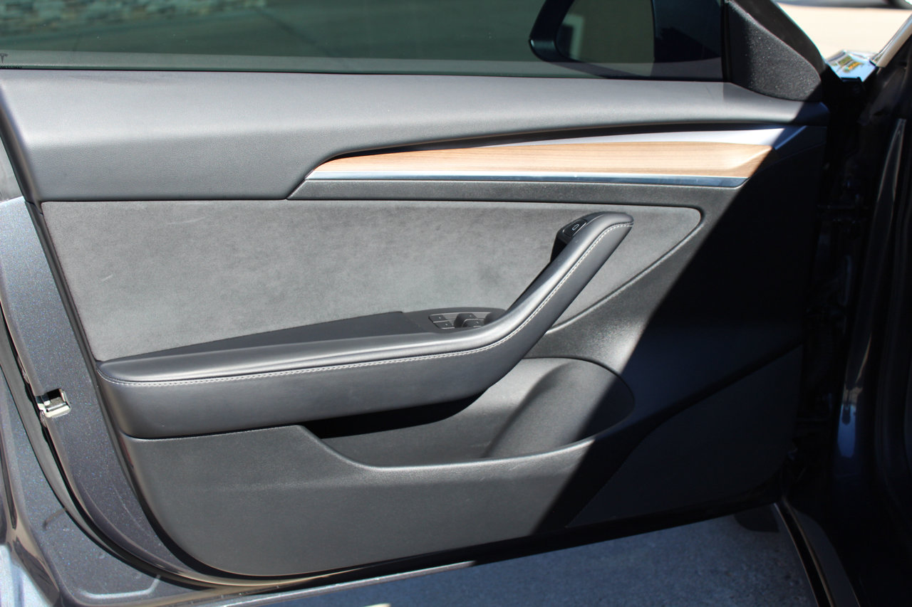Used 2021 Tesla Model 3 Performance image 35