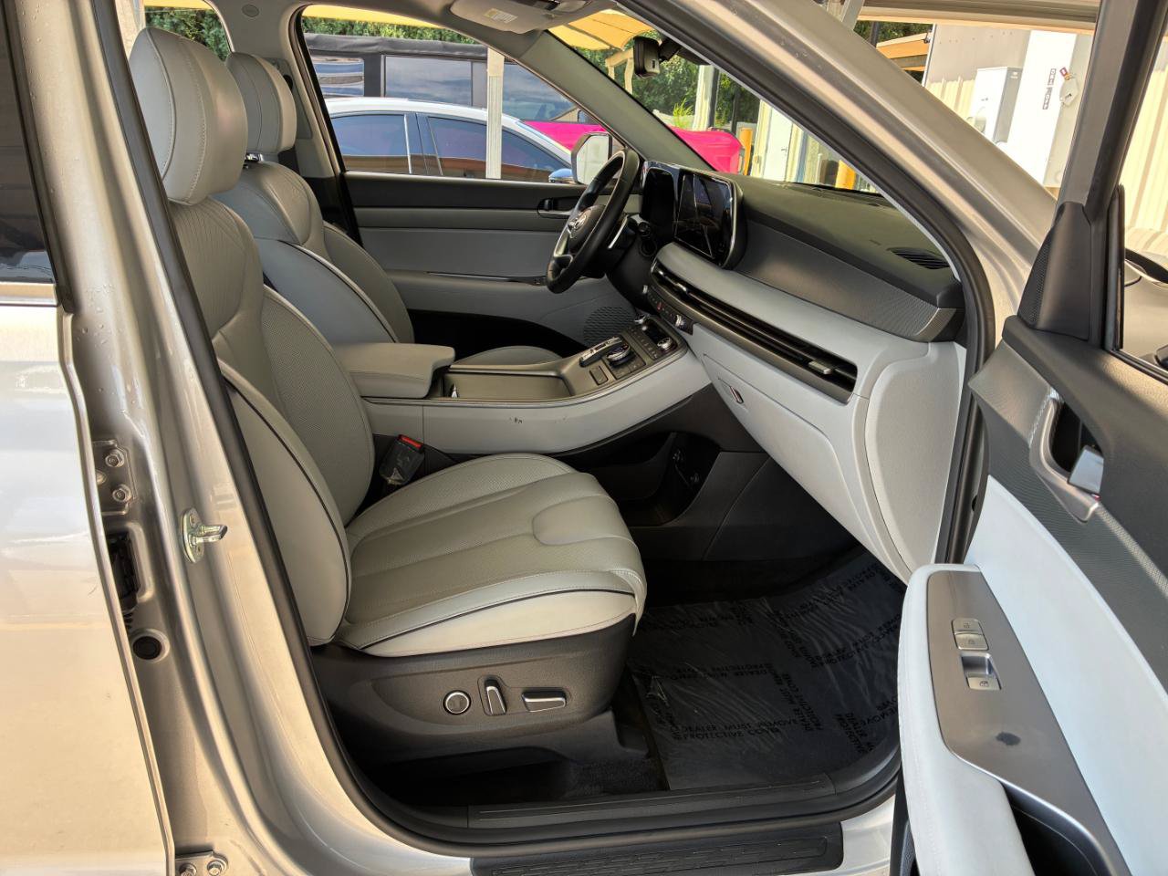 Used 2024 Hyundai Palisade SEL AWD/4WD image 14