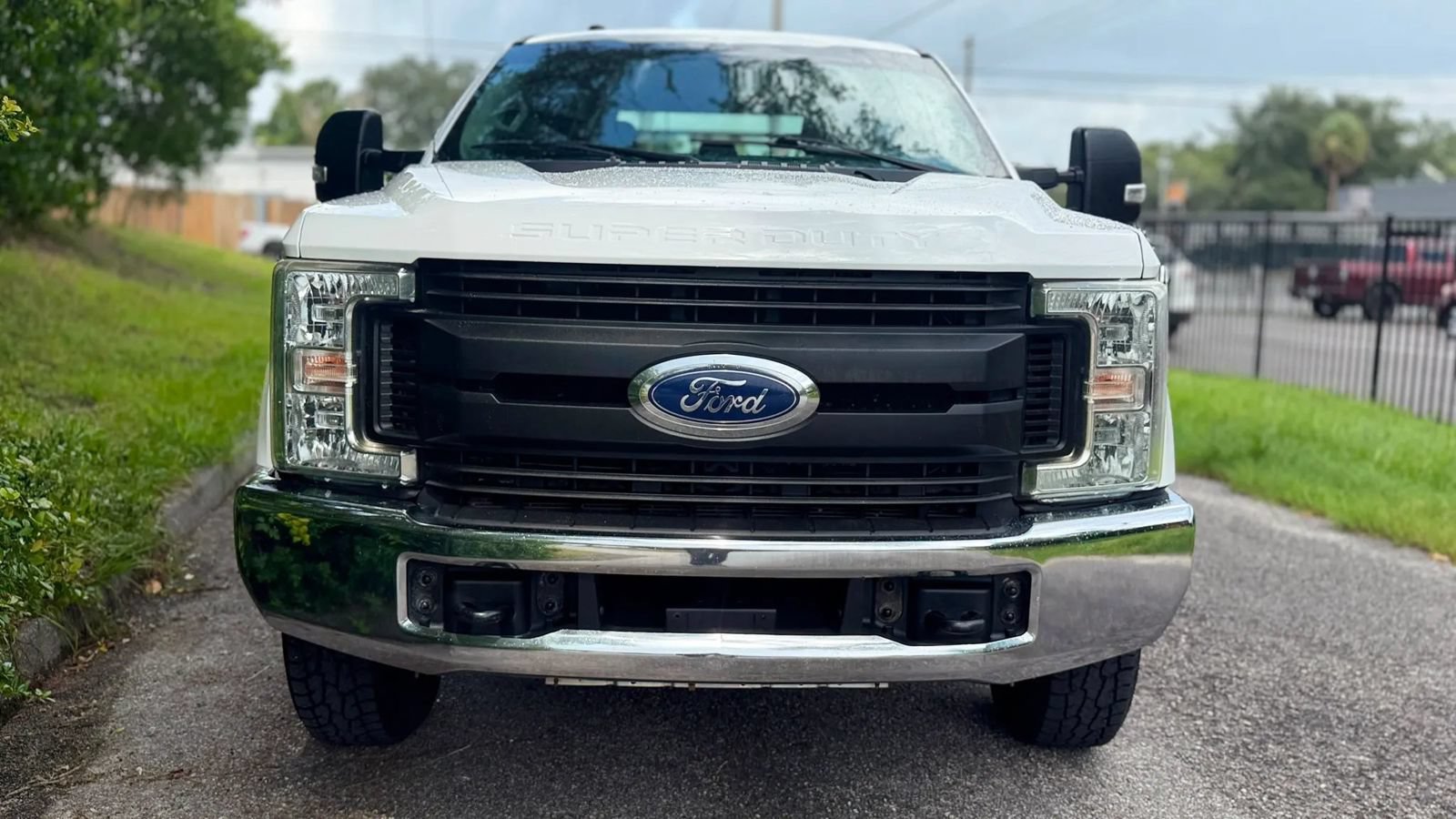Used 2019 Ford F250 XL w/ Power Equipment Group AWD/4WD image 2