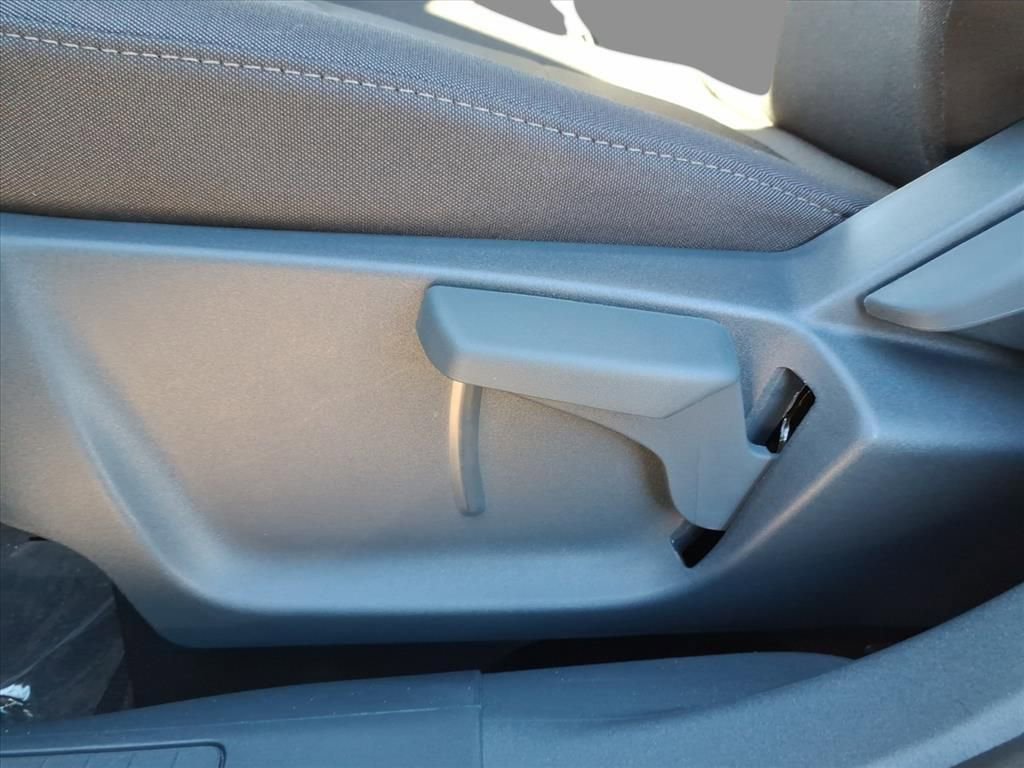 New 2025 Ford Maverick XL w/ Equipment Group 101A image 18