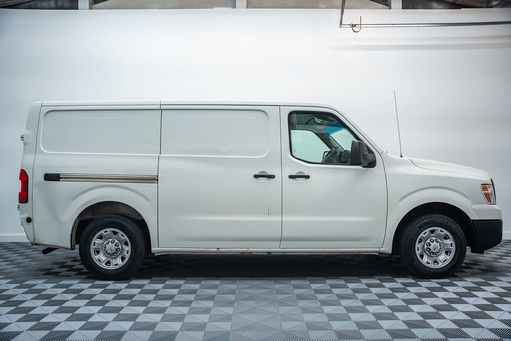 Used 2018 Nissan NV 2500 SV w/ Navigation Package image 3
