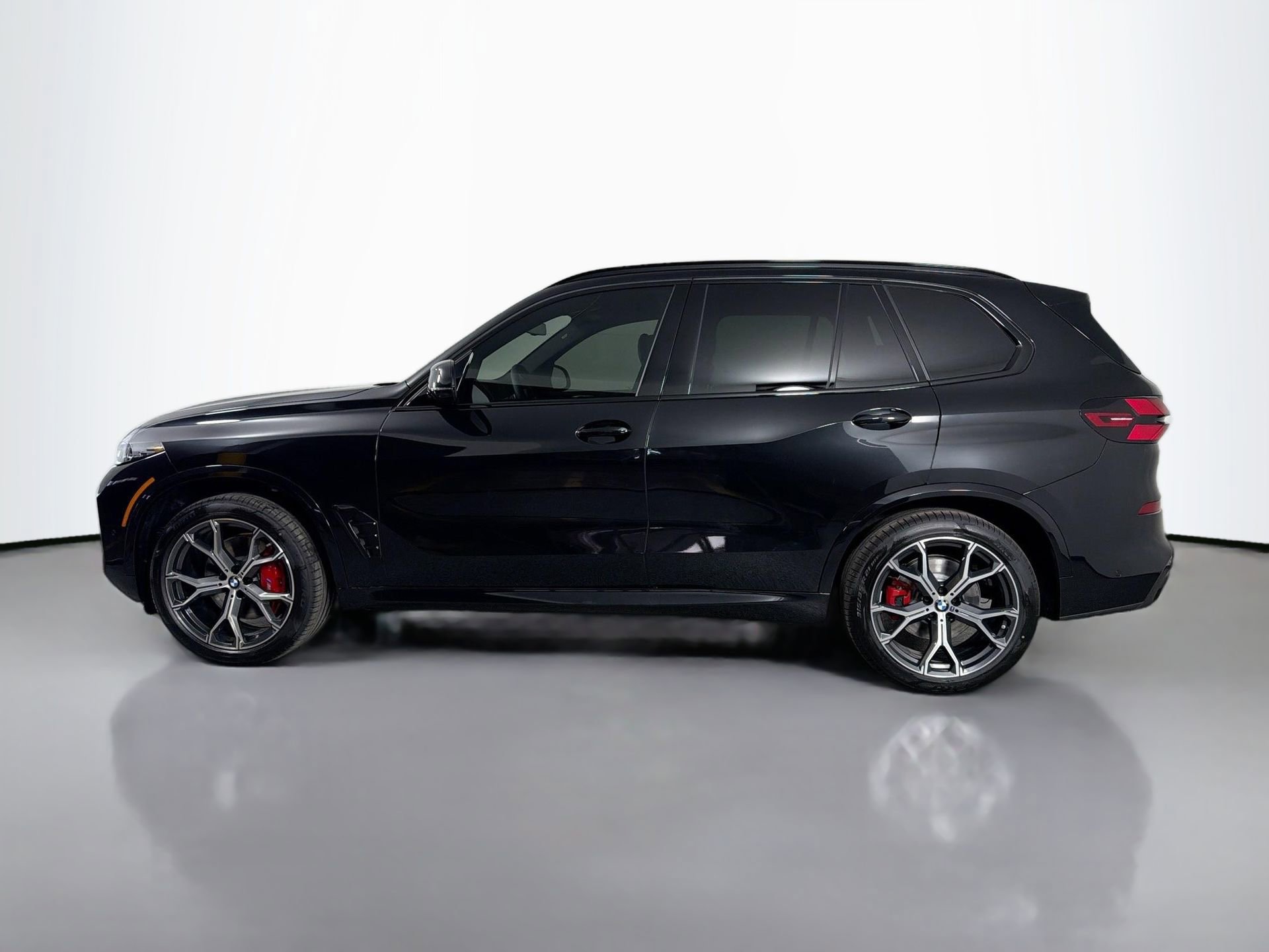 New 2026 BMW X5 sDrive40i image 8