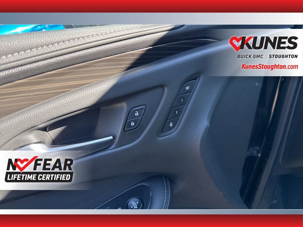 Used 2020 Buick Envision Essence w/ Experience Buick Package image 20