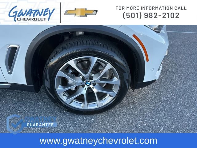 Used 2020 BMW X5 xDrive40i w/ Convenience Package image 12