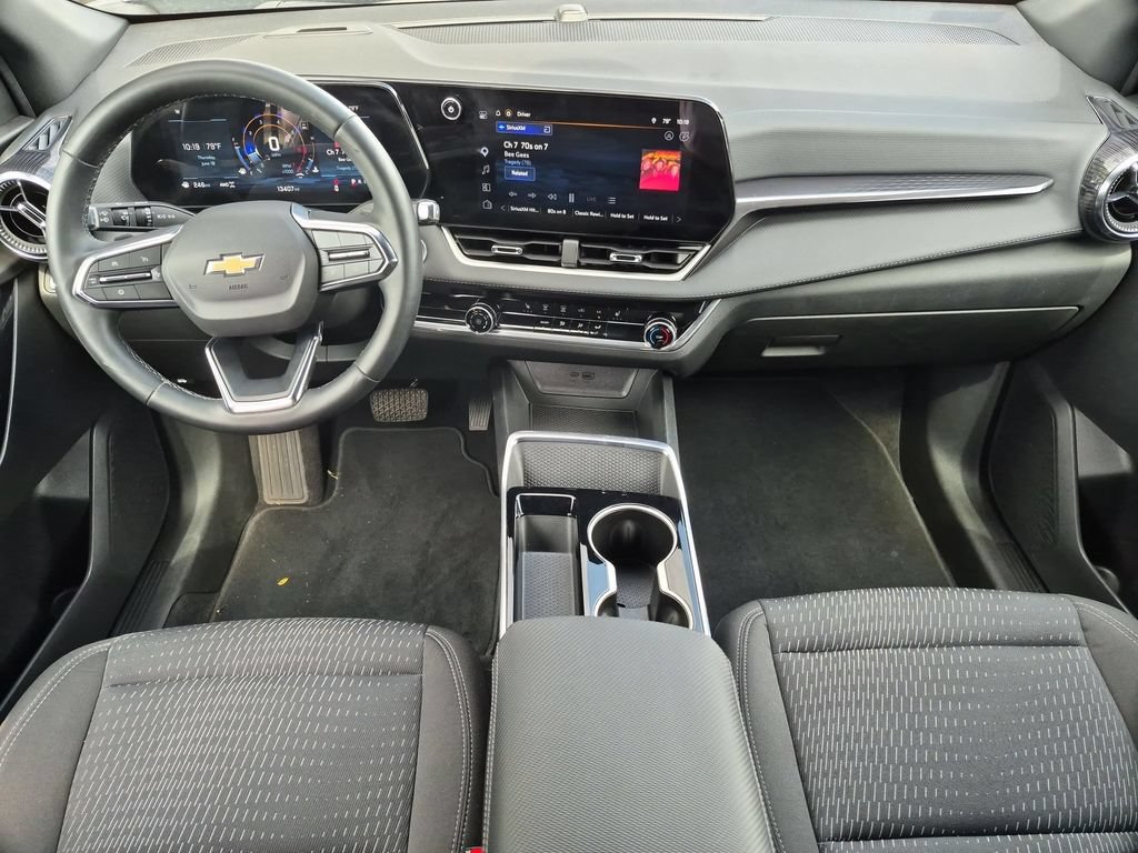 Used 2025 Chevrolet Equinox LT AWD/4WD image 26