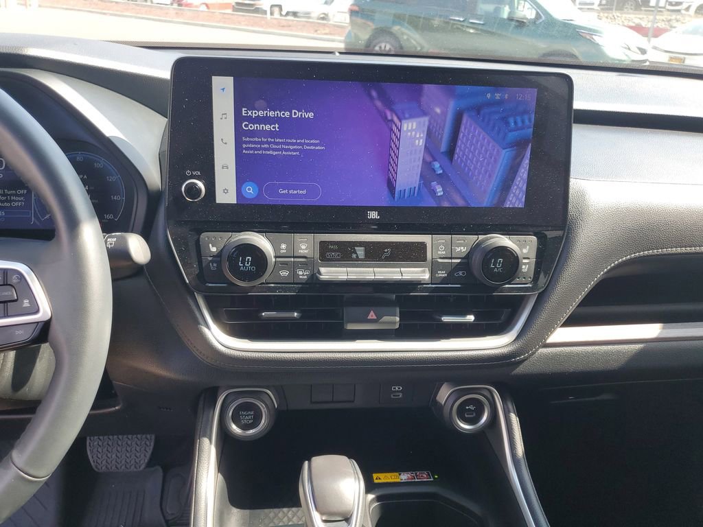 Used 2024 Toyota Grand Highlander AWD image 13