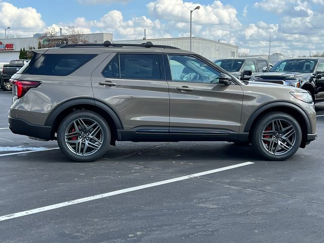 New 2026 Ford Explorer ST-Line image 47