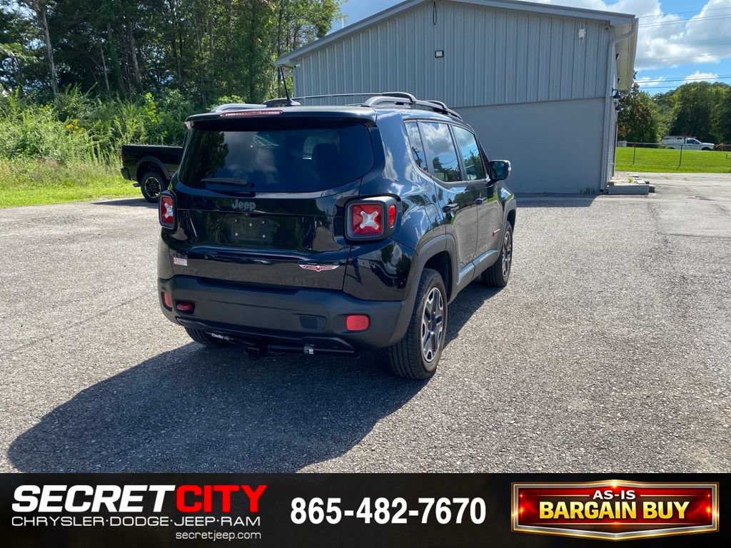 Used 2015 Jeep Renegade Trailhawk AWD/4WD image 5