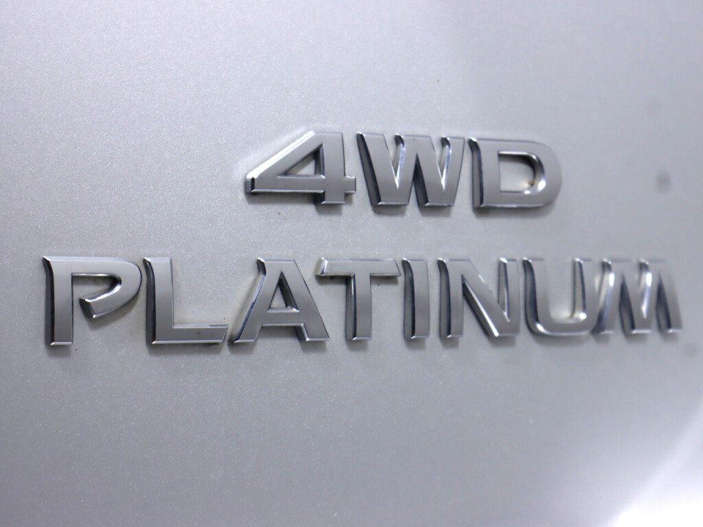 Used 2020 Nissan Pathfinder Platinum AWD/4WD image 45