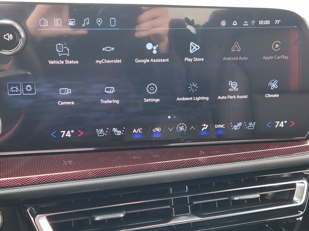 New 2026 Chevrolet Traverse RS w/ LPO, Floor Liner Package FWD image 13