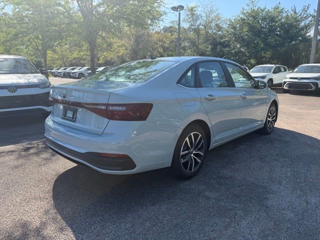 New 2026 Volkswagen Jetta SE FWD image 6