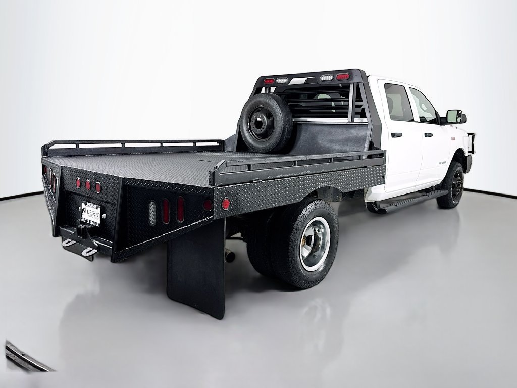 Used 2022 RAM 3500 Tradesman w/ Chrome Appearance Group AWD/4WD image 6