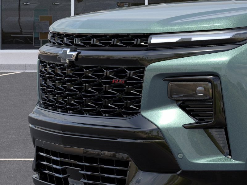 New 2027 Chevrolet Traverse RS w/ LPO, Floor Liner Package AWD/4WD image 13