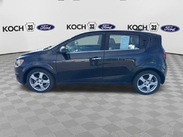 Used 2015 Chevrolet Sonic LTZ FWD image 4